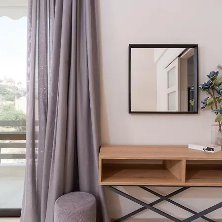 Apartment Nima1 4 Bedroom Centraly Located In Rethymno (Crete)
