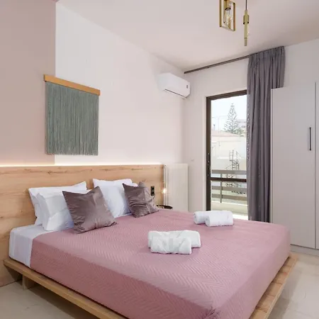 Апартаменты Nima1 4 Bedroom Centraly Located In