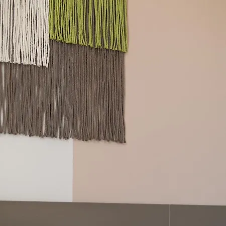 Daire Nima1 4 Bedroom Centraly Located In Resmo