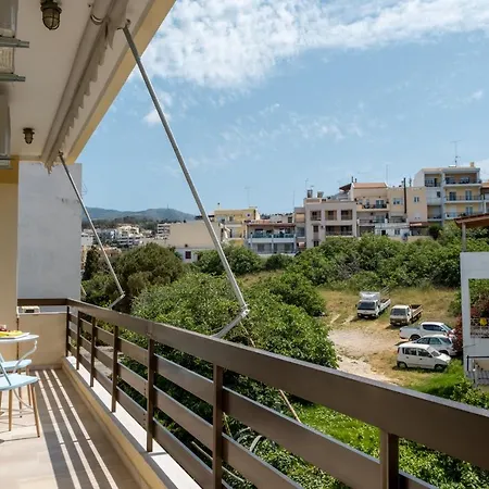 Nima1 4 Bedroom Centraly Located In